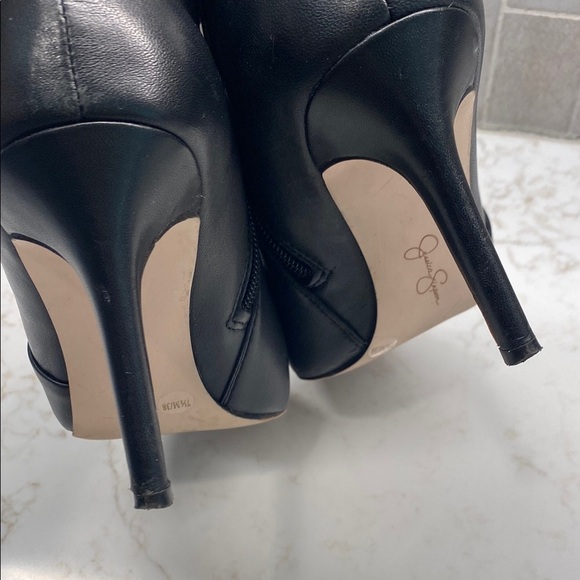 Jessica Simpson Layra Black Leather Ankle Booties Edgy Stiletto Heel Size 7.5 - Picture 6 of 9